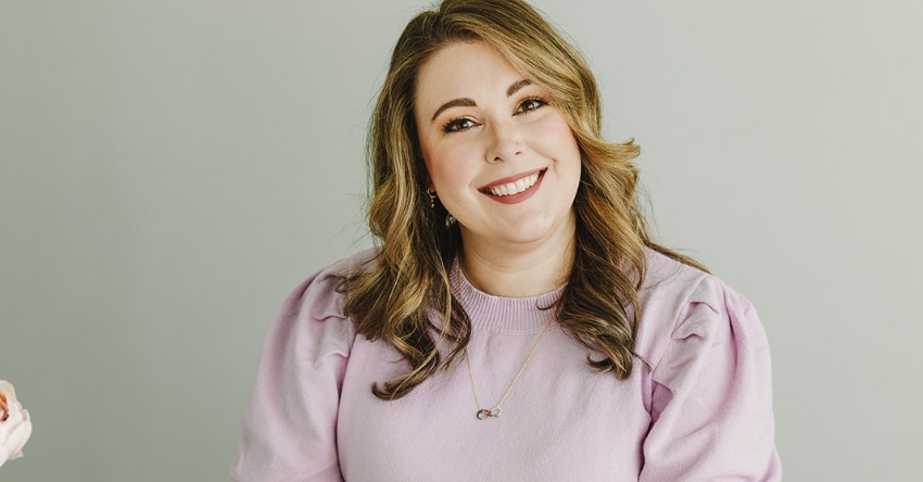 Courtney Vickery | Declet Designs featured image